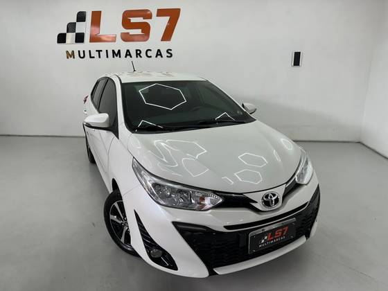 TOYOTA YARIS 1.5 16V FLEX XS MULTIDRIVE TOYOTA YARIS 1.5 16V FLEX XS MULTIDRIVE